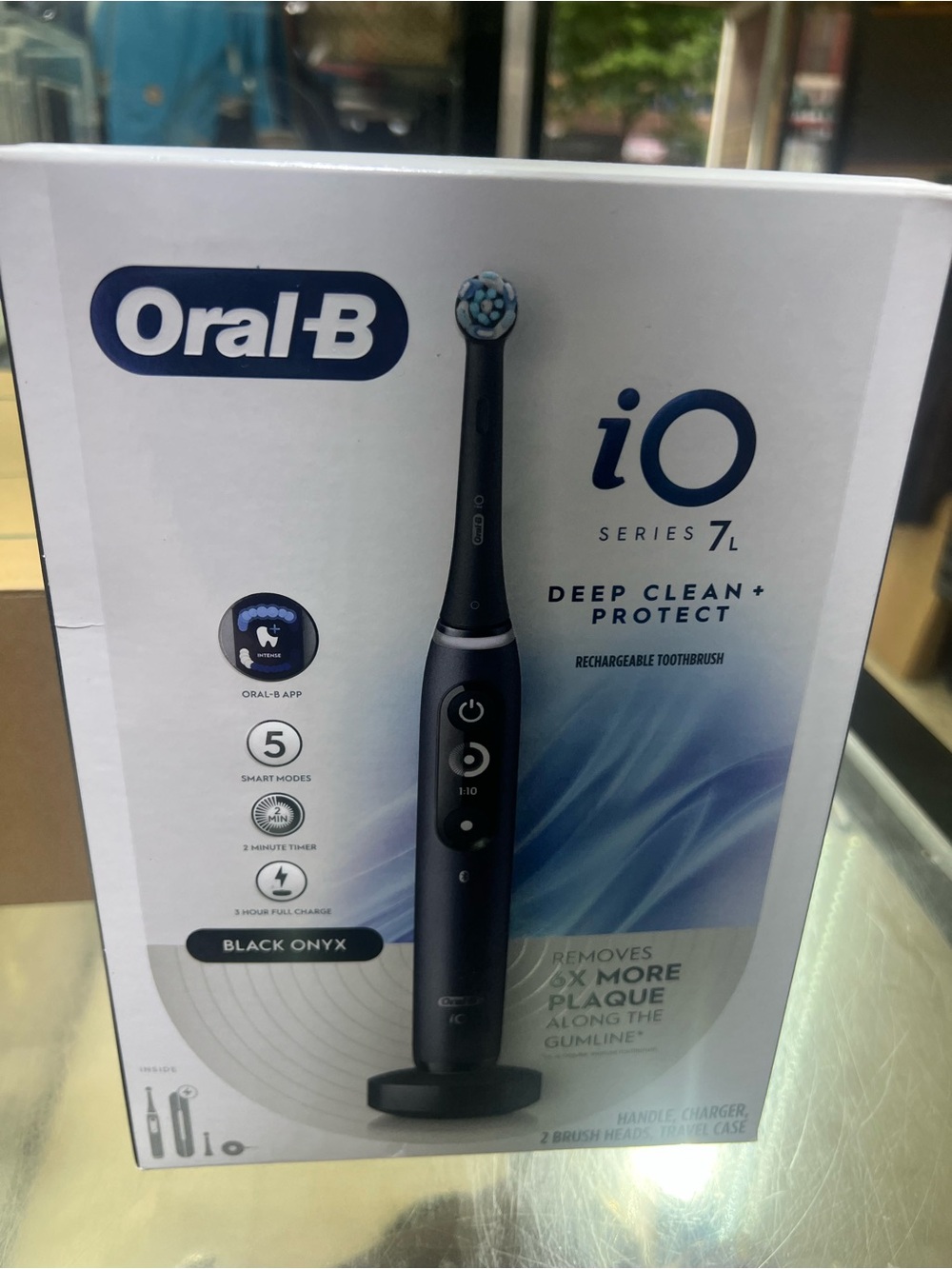 Oral-B iO Series 7 Black Onyx Rechargeable Toothbrush - Deep Clean + Protect